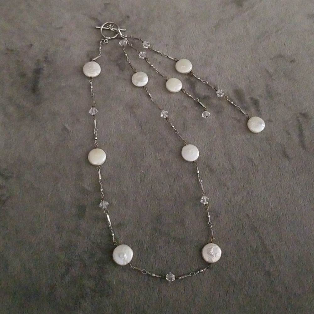 Pearled necklace